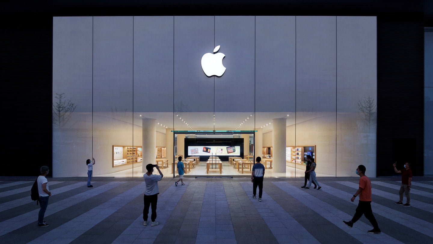 Apple Stores now remove mask requirements for customers in select states Apple Stores now remove mask requirements for customers in select states