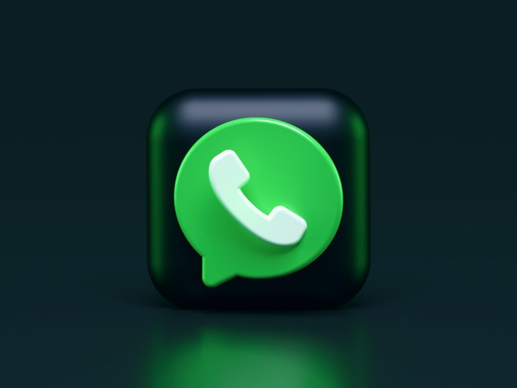 WhatsApp just added many new features to the app that you’ll love