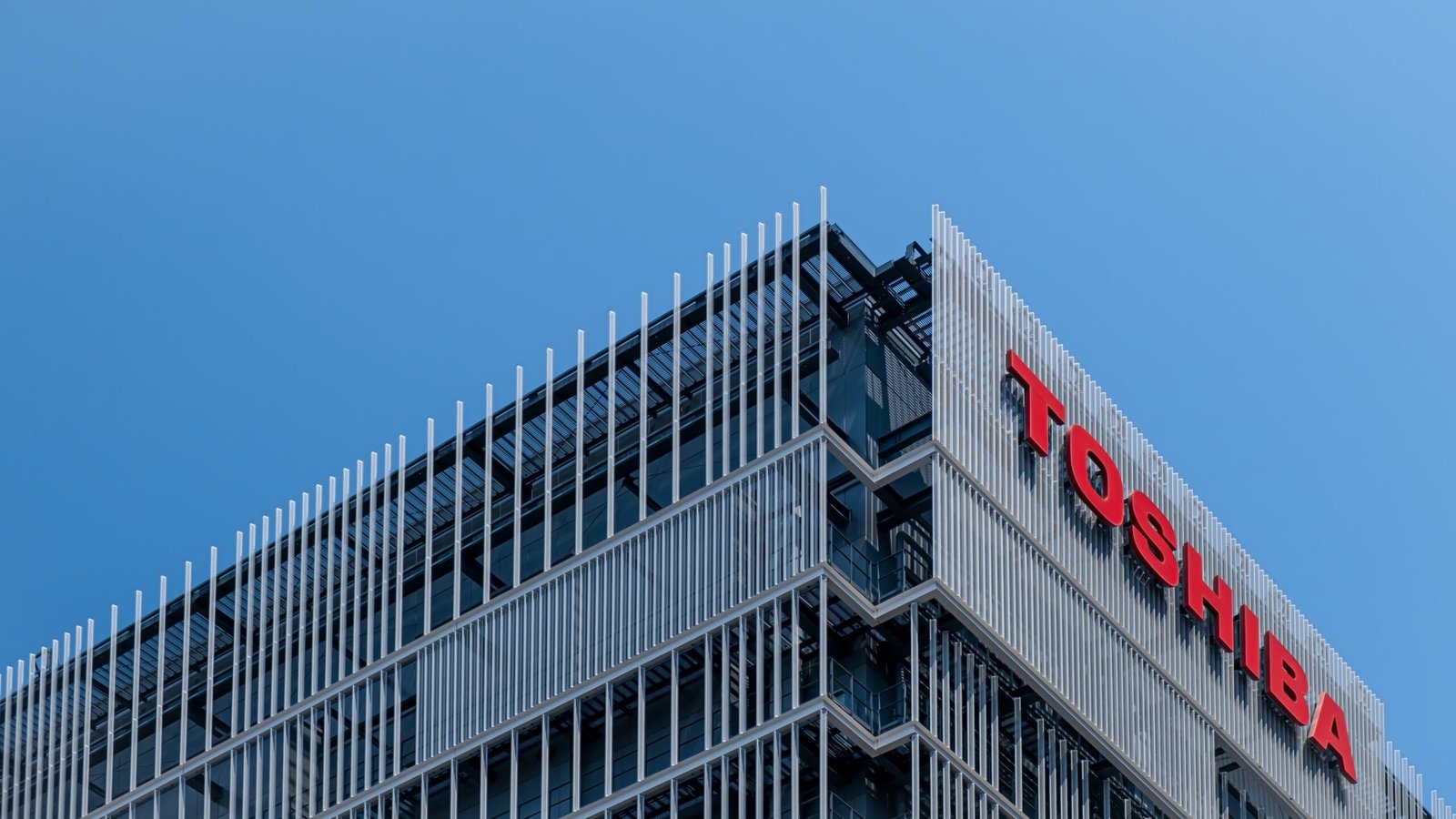 Toshiba is going to be split into two, is this the end?