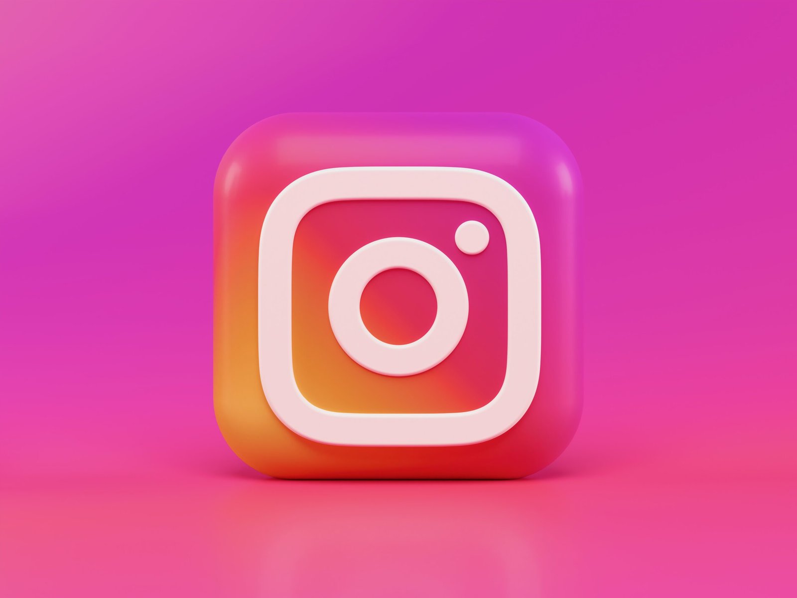 Oh what a surprise, the chronological feed on Instagram is back Oh what a surprise, the chronological feed on Instagram is back