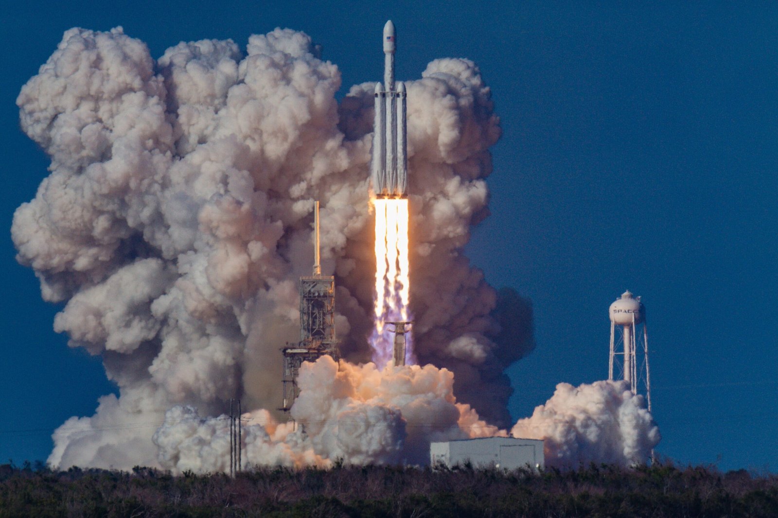 SpaceX will now start launching the US Spy Satellites SpaceX will now start launching the US Spy Satellites