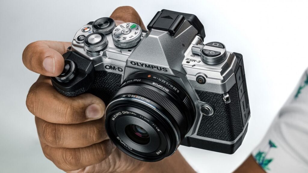 Here’s all about the latest Olympus OM-D E-M5 Mark III Here’s all about the latest Olympus OM-D E-M5 Mark III
