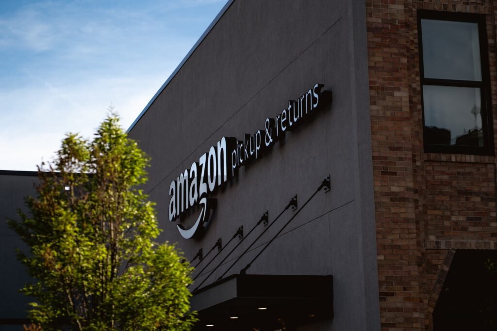 Amazon is now part of the tech giants with frozen hiring plans Amazon is now part of the tech giants with frozen hiring plans